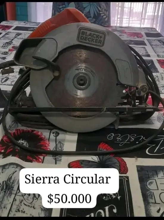 Sierra circular Black Decker