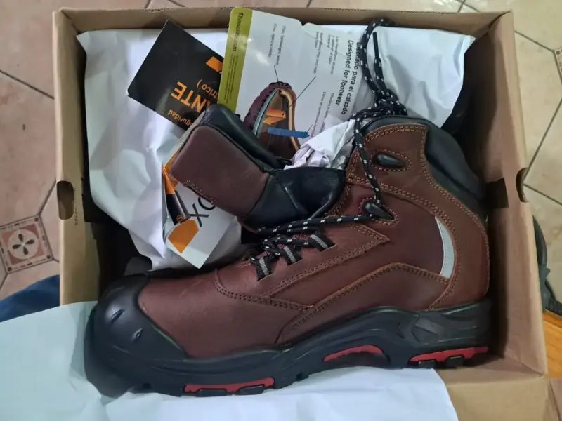 Zapato Seguridad ATOX Titanium café 42 NUEVO - 1