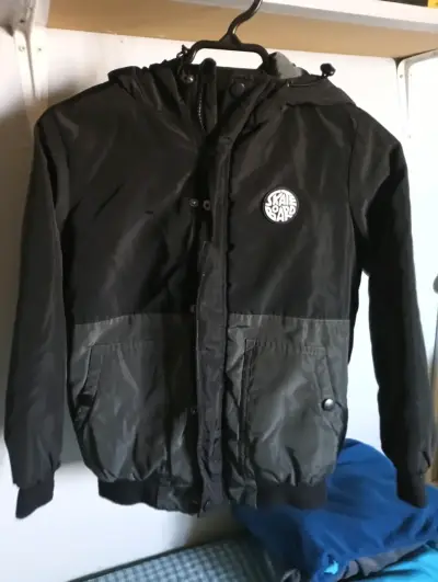 Chaqueta negra Skateboard T10 - miniatura 1