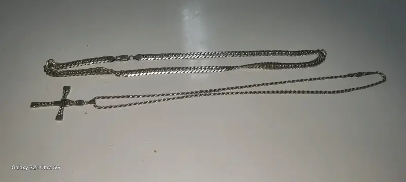 Cadena de plata con cruz - 2