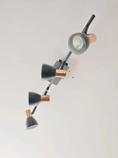 Set de Lamparas de techo negra y cobre - miniatura 3