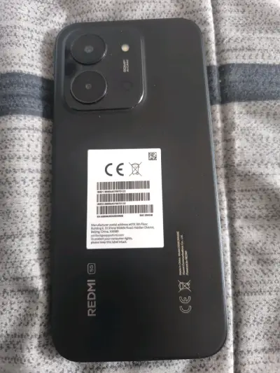 Smartphone Xiaomi Redmi 15C casi sin uso - miniatura 2