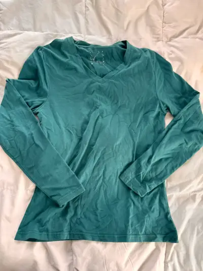 Polera verde manga larga - miniatura 1