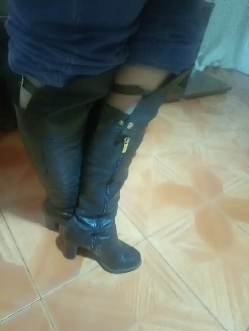 Botas negras de cuero altas - 3