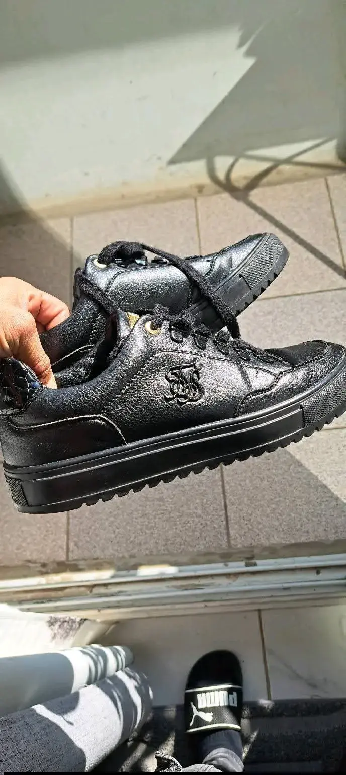 Zapatillas negras hombre sik silk - 1
