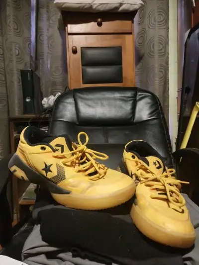 Zapatillas Basket Converse amarillas - miniatura 1