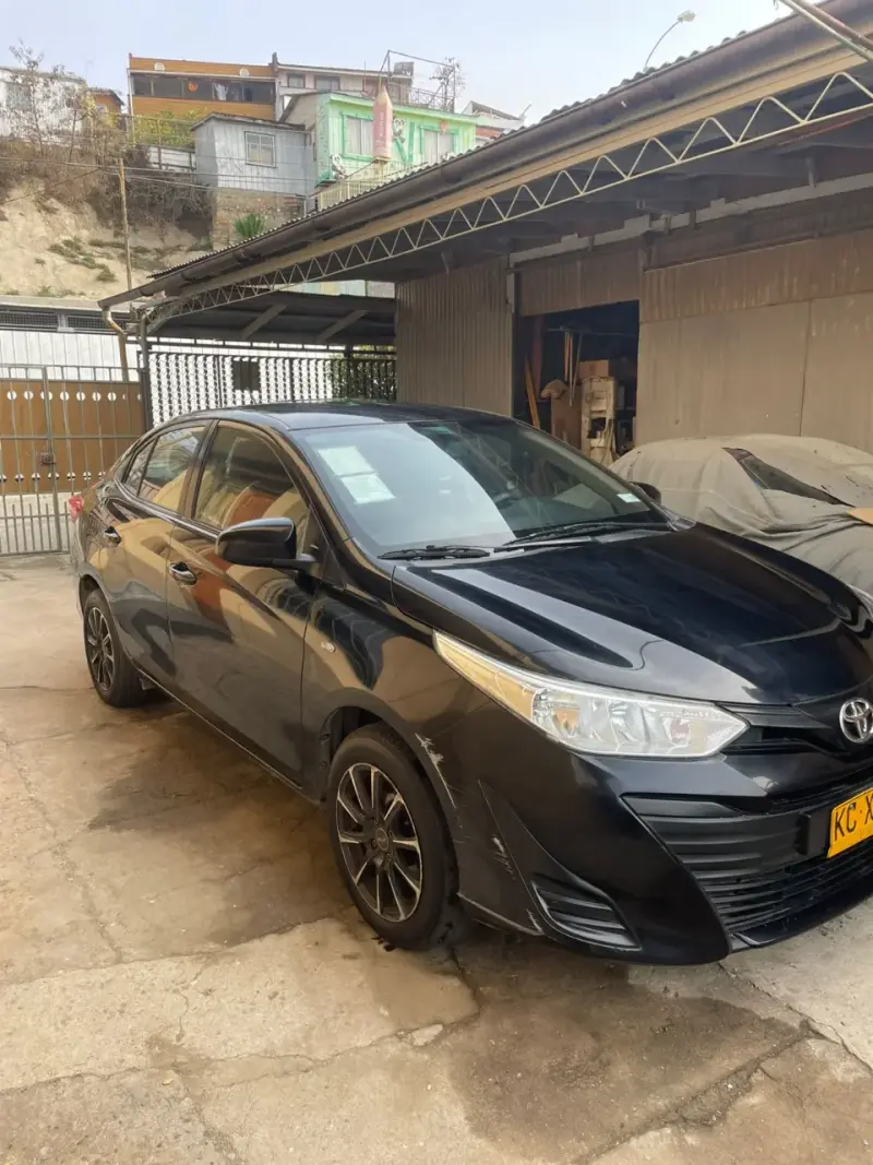 Toyota yaris colectivo - 2