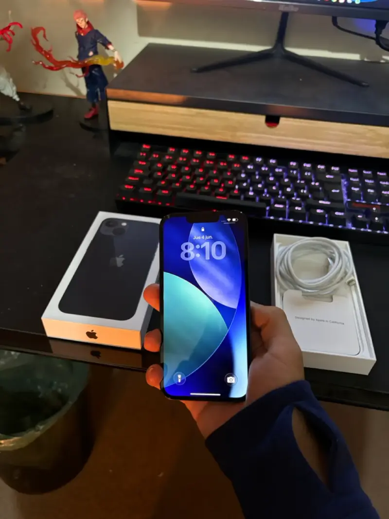 iPhone 13 128gb - 2