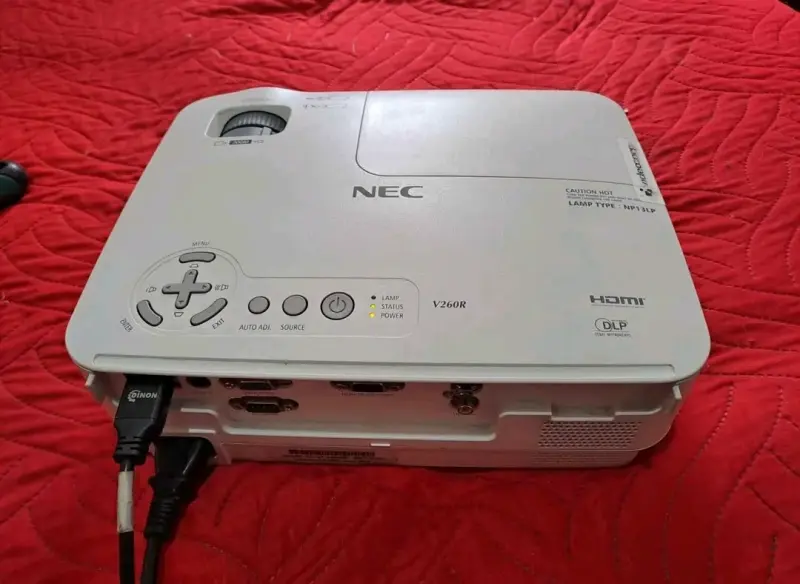 Proyector NEC V260R HDMI - 2