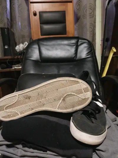 Zapatillas NIKE BLAZER negra con caña - miniatura 2
