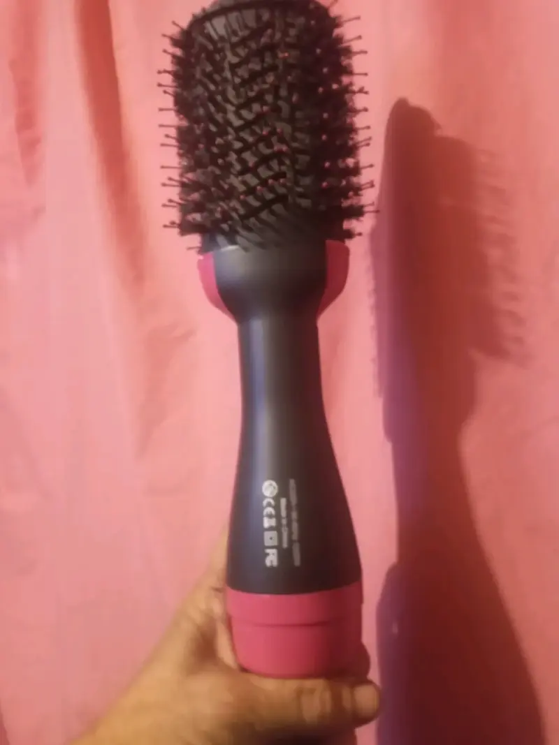 Cepillo secador de pelo eléctrico - 1