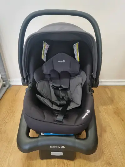 Silla de auto Safety 1st negra - miniatura 1