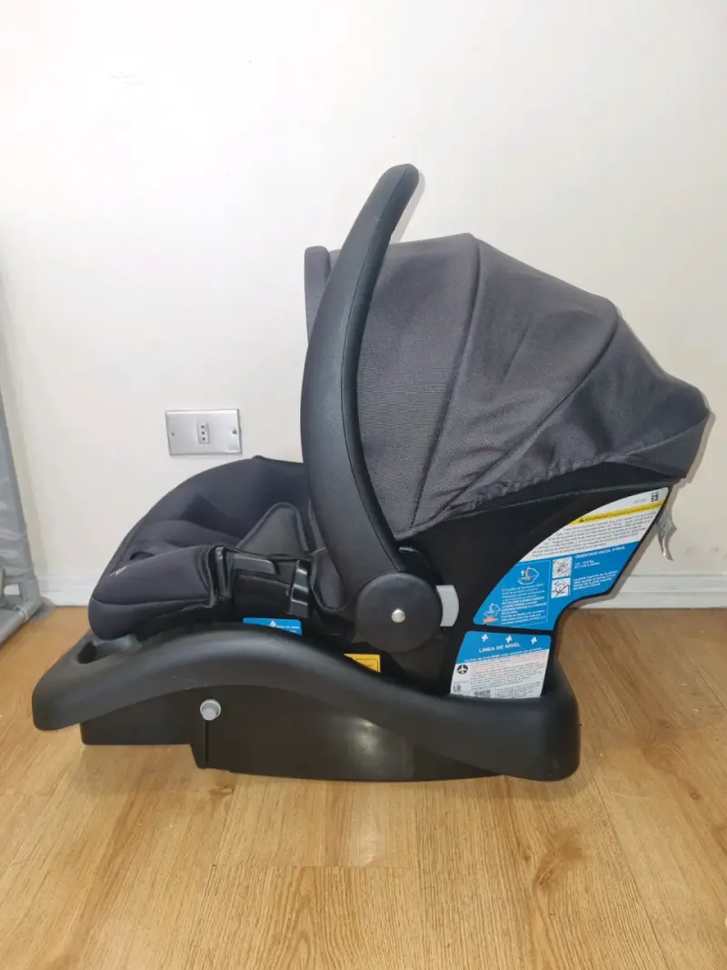 Silla de auto Safety 1st negra - 2