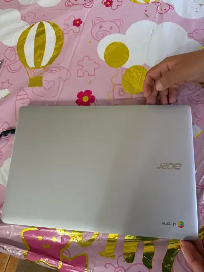 Chromebook Acer plateado - miniatura 1
