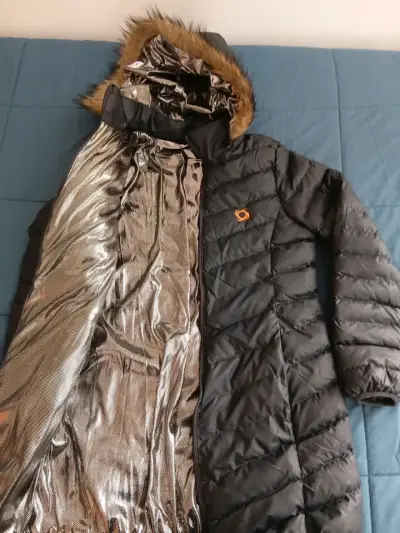 Chaqueta acolchada negra - miniatura 4