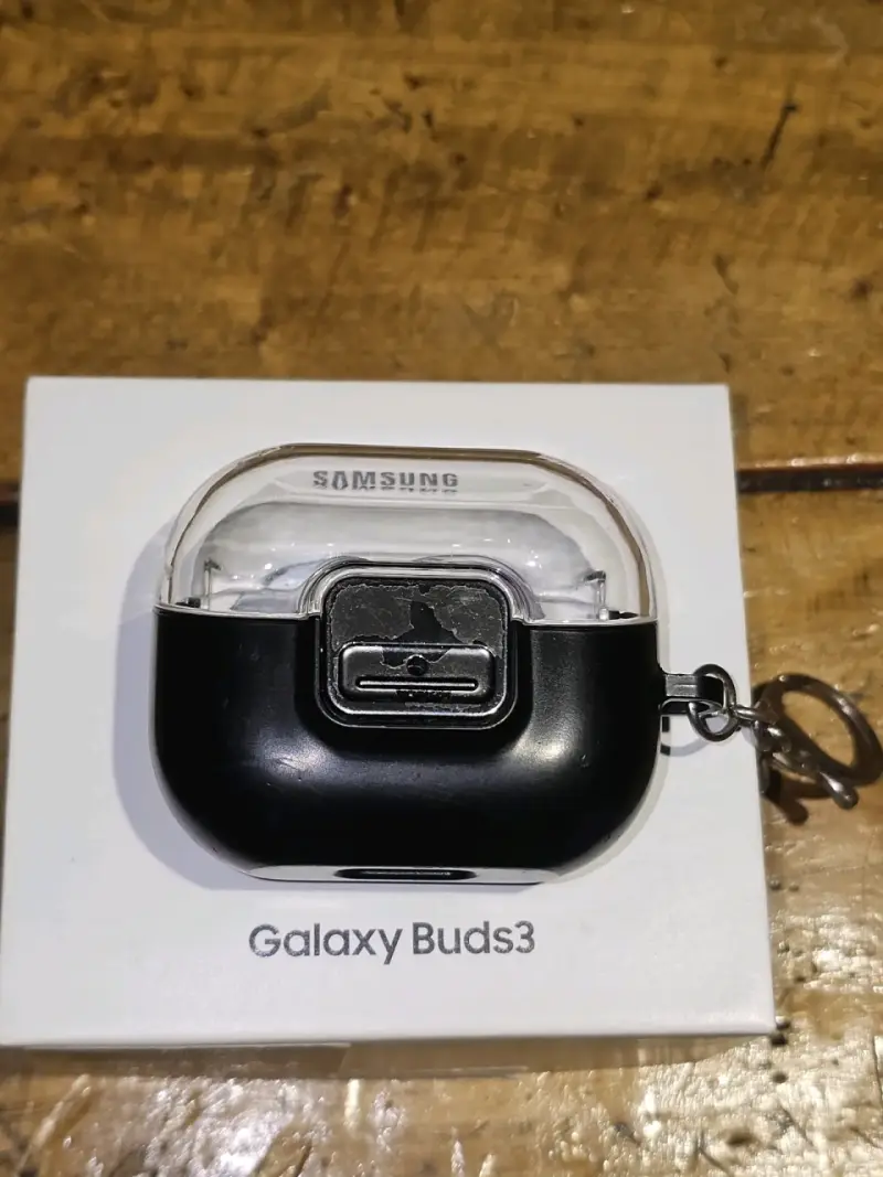 Samsung Galaxy Buds3 usados - 4