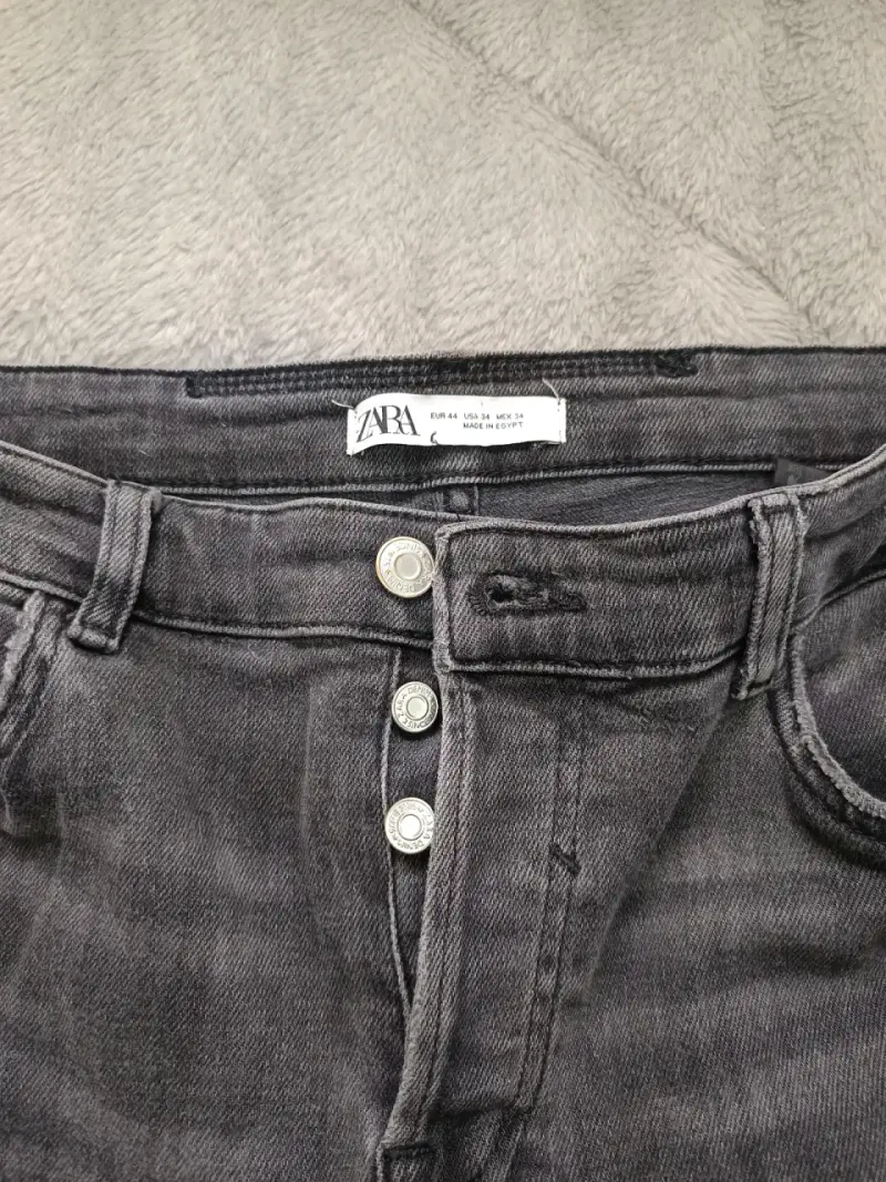 Jeans negros desgastados - 2