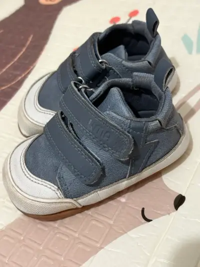 Zapatillas ergonómicas para niño - miniatura 1