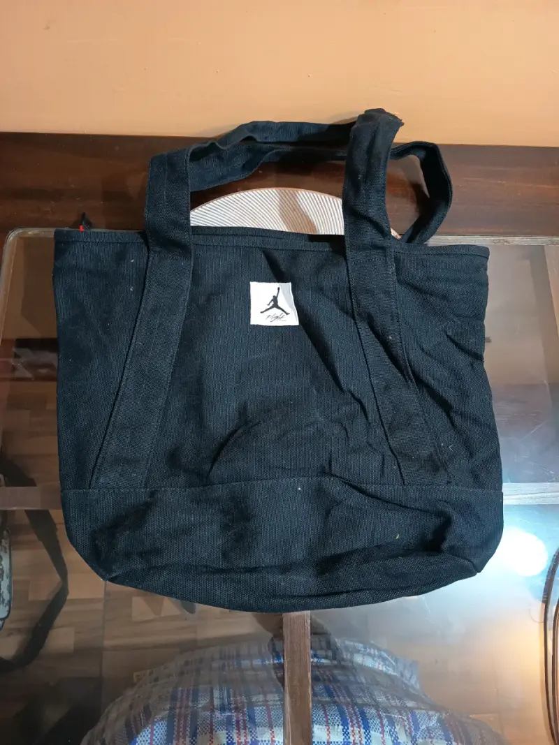 Bolso negro jordan - 1