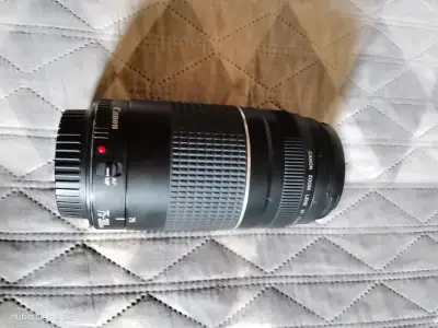 Lente zoom Canon 75-300 mm - miniatura 1
