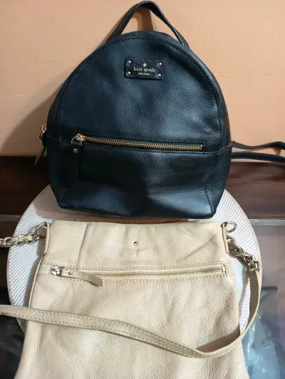Mochila negra Kate Spade - miniatura 1