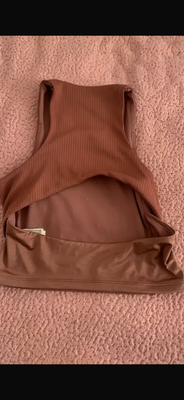 Polera deportiva H&M marrón - 2