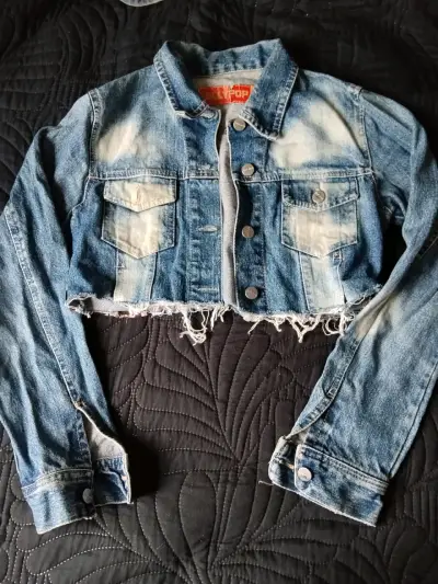 Chaqueta corta de mezclilla - miniatura 1
