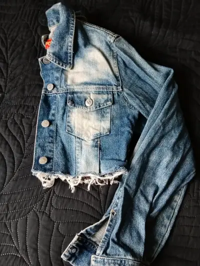 Chaqueta corta de mezclilla - miniatura 3
