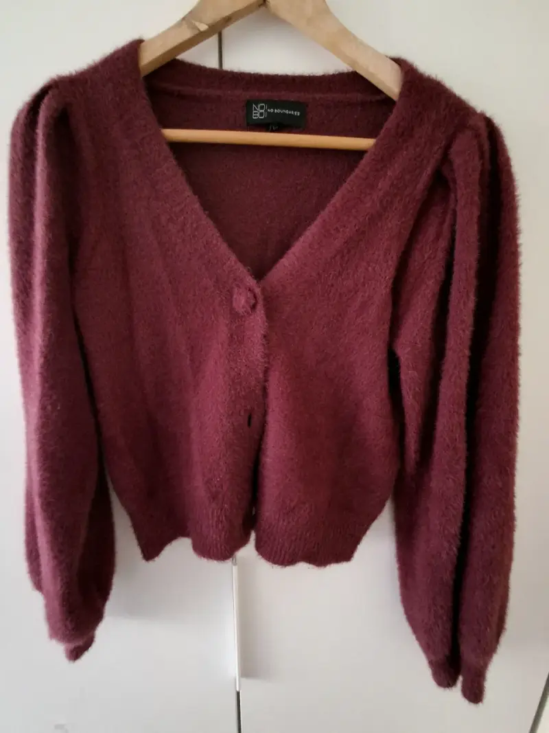 Chaleco morado de lana