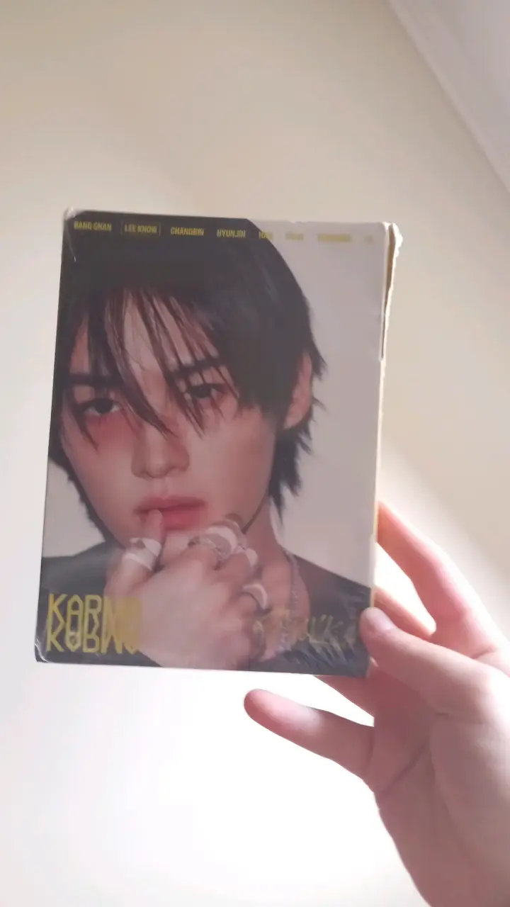 Álbum K-pop KARMA Lee know