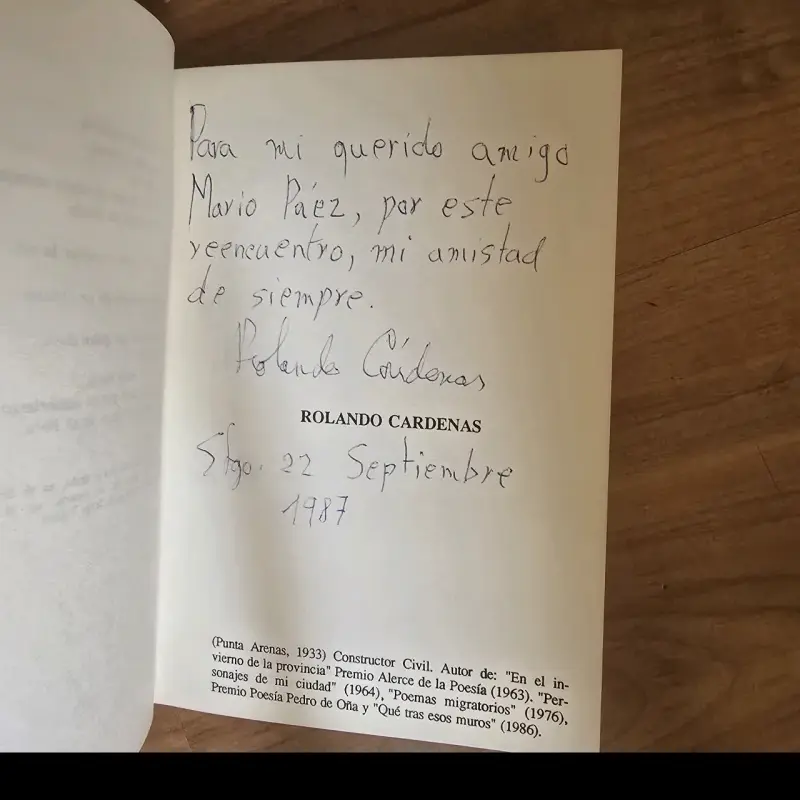 Libro Nueva York 11, firmado por Rolando Cárdenas - 3