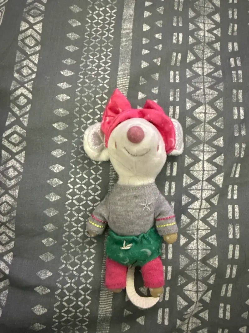 Peluche Rita Ratoncitos - Brilla en la Oscuridad - 2