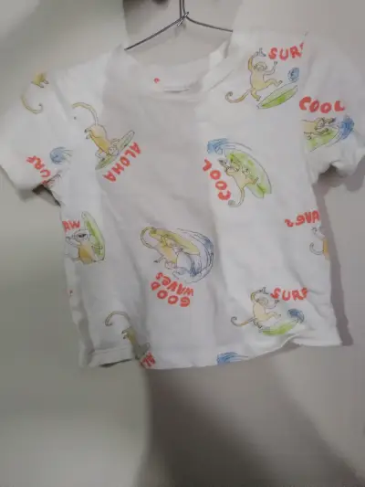 Polera marca colloki 3-6 meses - miniatura 1