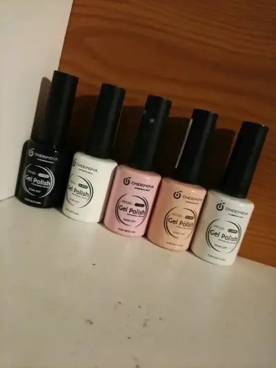 Torno eléctrico para uñas con accesorios - miniatura 4