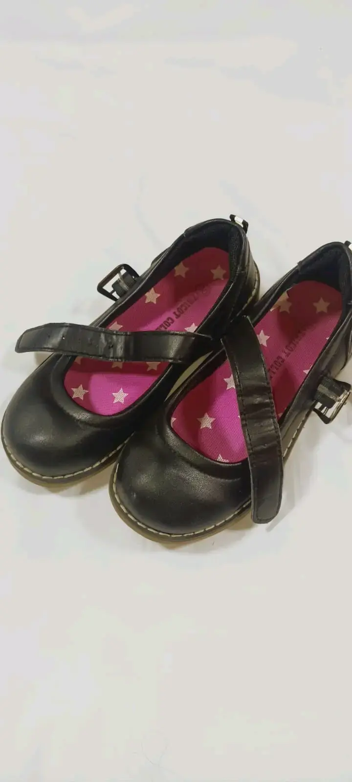 Zapatos negros de niña - 2