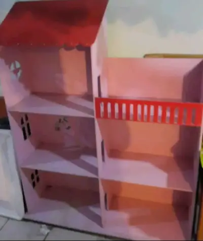 Casa de muñecas rosa grande - miniatura 3