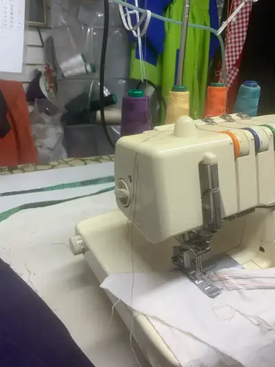 Máquina COLLERETERA Merritt 3040 - miniatura 2