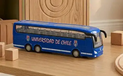 Autobús metalico UNIVERSIDAD DE CHILE - 2