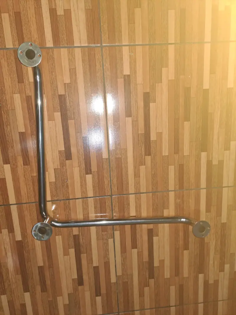 Barra de soporte para baño - 1