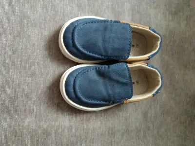 Zapatos mocasines azul para niño - miniatura 4