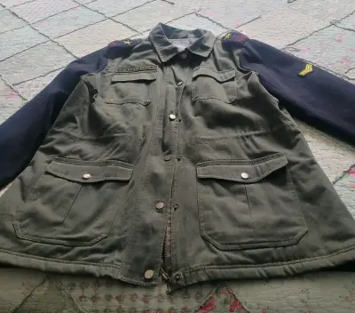 Chaqueta de hombre estilo militar - miniatura 1