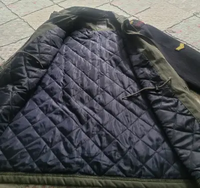 Chaqueta de hombre estilo militar - miniatura 2