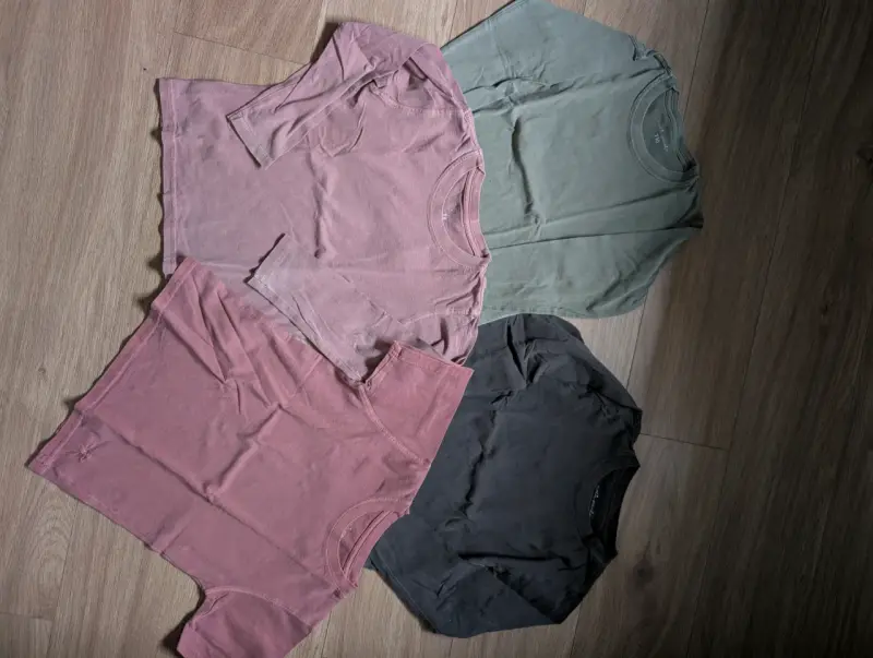 Set de poleras en colores variados