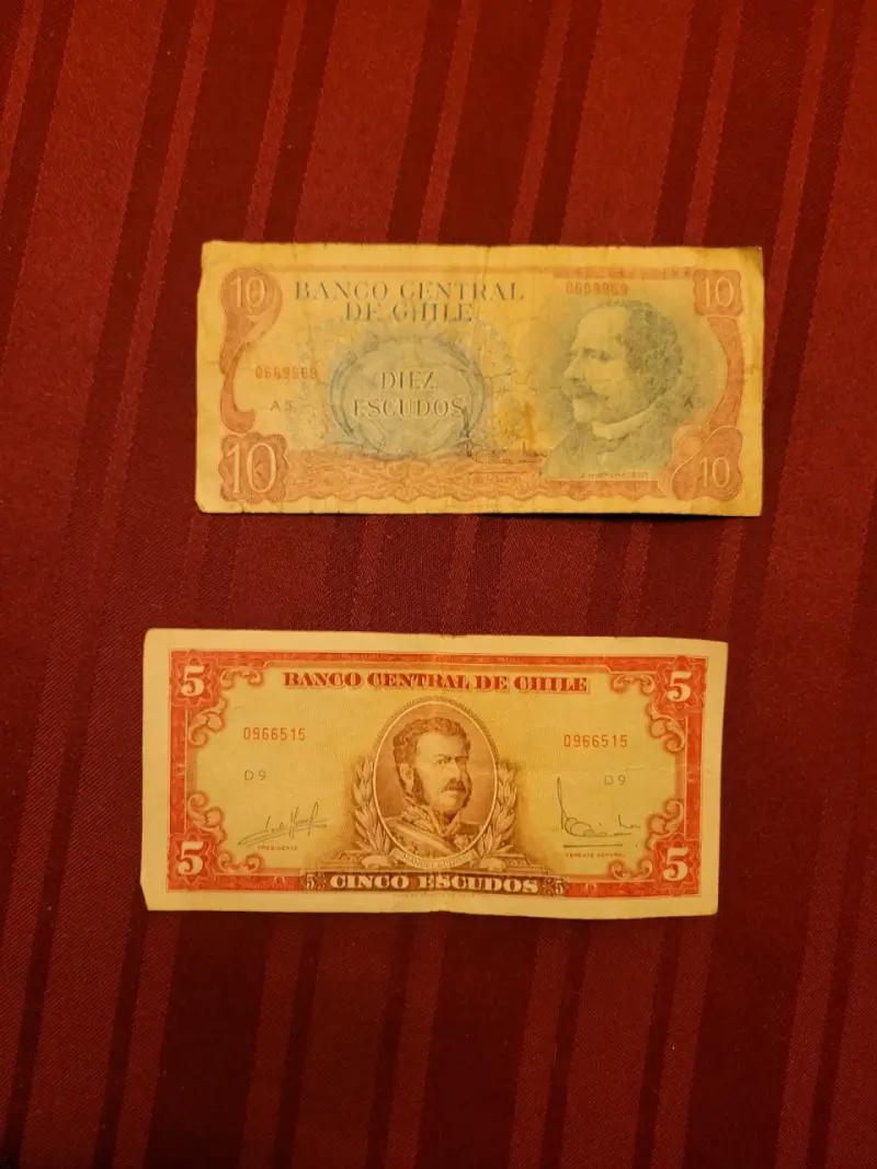 Billetes chilenos antiguos