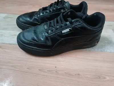 Zapatillas Puma Talla 41 Casi nuevas - miniatura 2