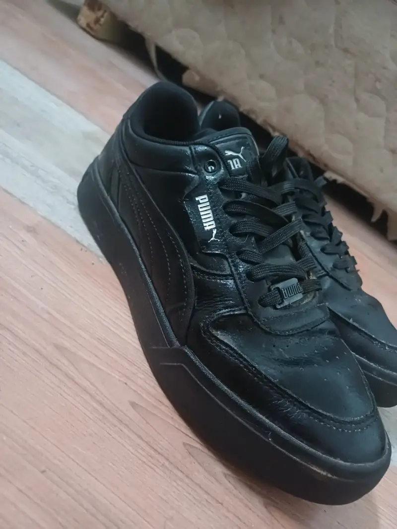 Zapatillas Puma Talla 41 Casi nuevas - 3