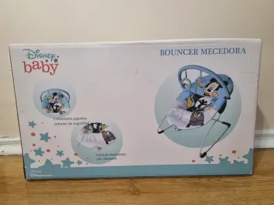Mecedora Disney Baby como nueva - miniatura 2