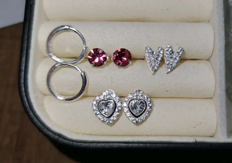 Set de cuatro pares de aros