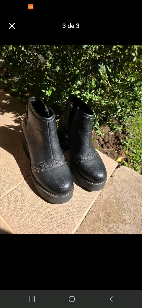 Botines negros con tachas - 1