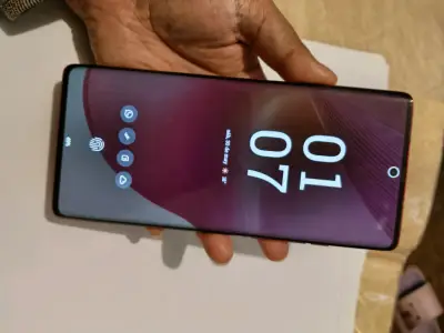 Smartphone Edge 50 Fusion 256GB Rosa - miniatura 2